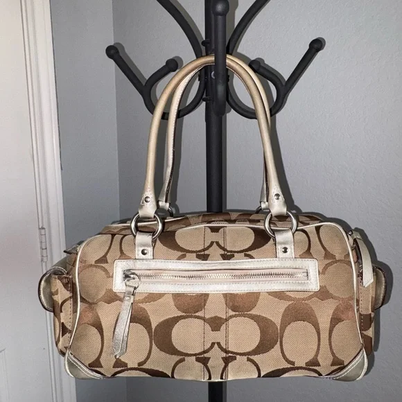 Coach Signature Gallery Multi Pocket Satchel Bag - Picture 2 of 9